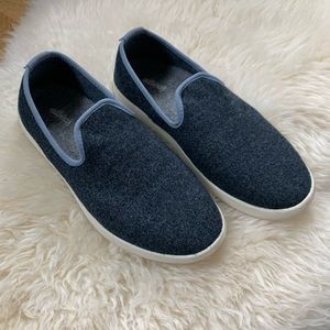Women’s Wool Loungers, Navy with cream sole, Sz. 9